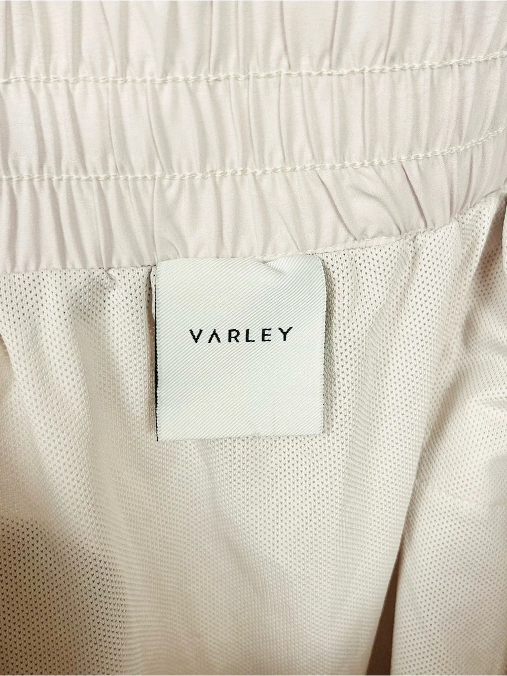 Varley Large Women's Light Beige Elastic-Waist Athletic Running Shorts